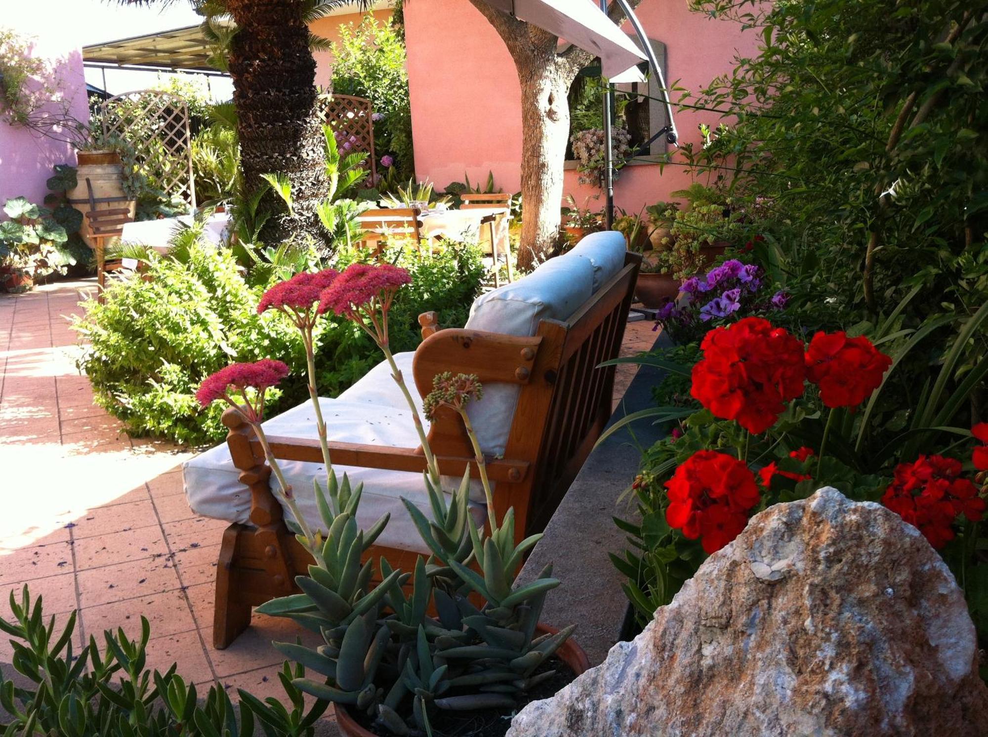 Il Giardino Segreto Bed and Breakfast Trappitello Eksteriør billede