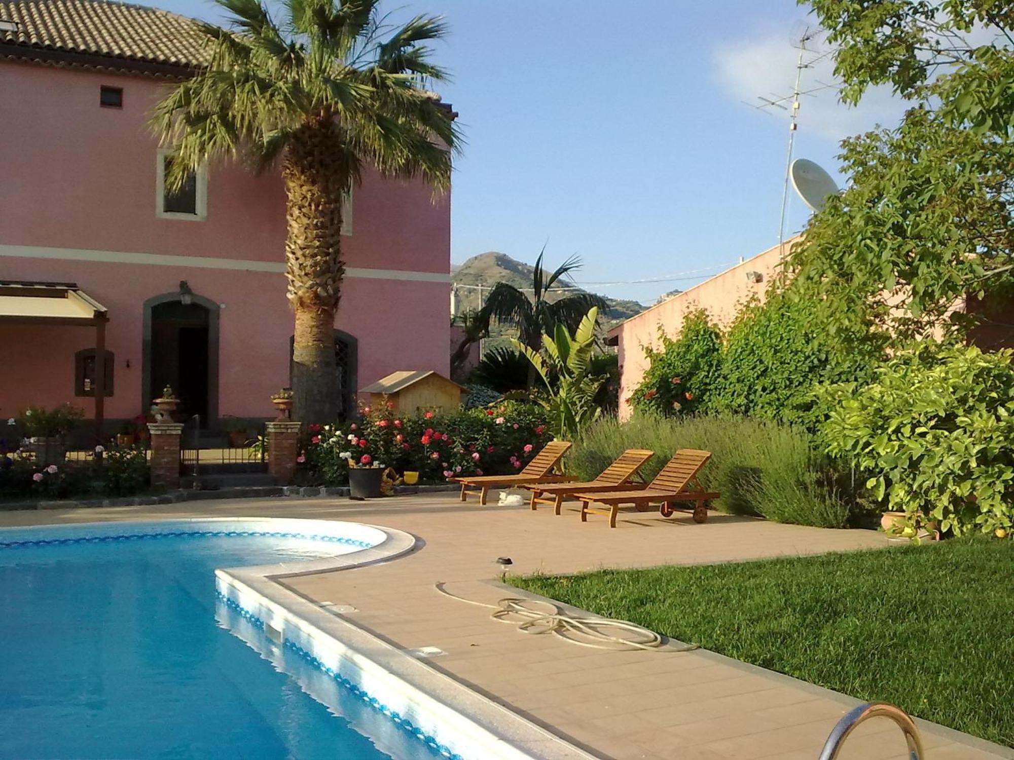 Il Giardino Segreto Bed and Breakfast Trappitello Eksteriør billede
